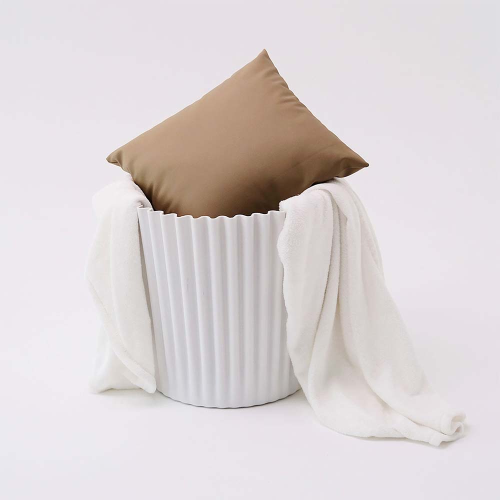 Artiss Cupcake White Plastic Bar Stools
