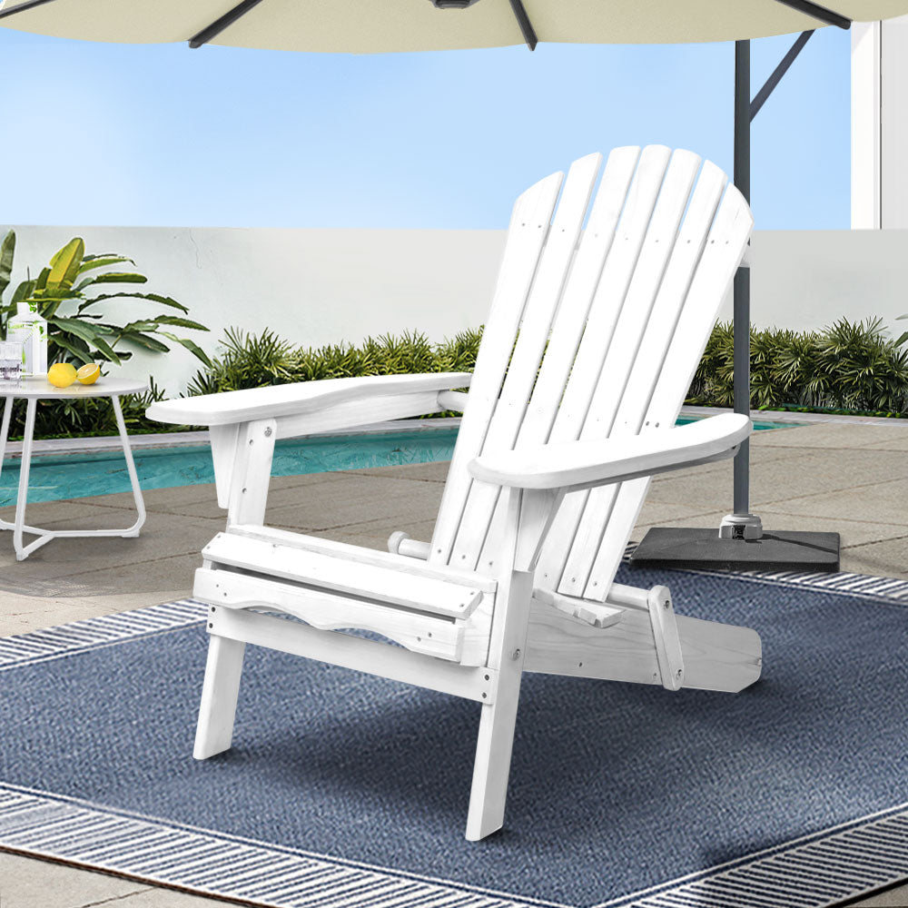 Tannum white timber beach chair in an outdoor setting