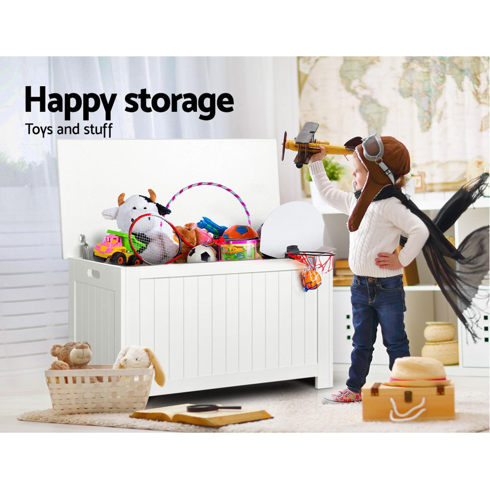 No handle lid design on white toy box