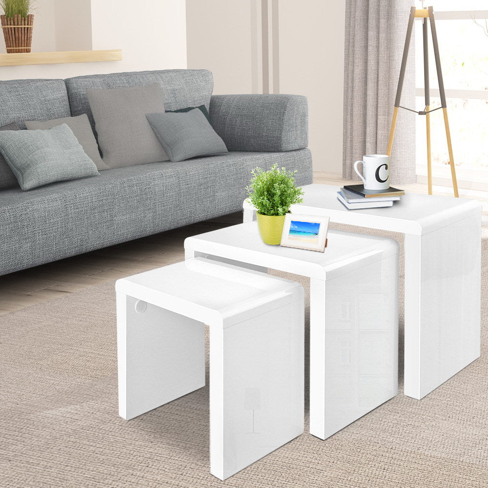 Powelltown glossy white coffee table in a modern living room