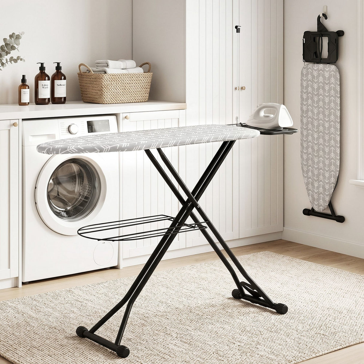 Vejer Ironing Board with Iron Rest, Arrow End