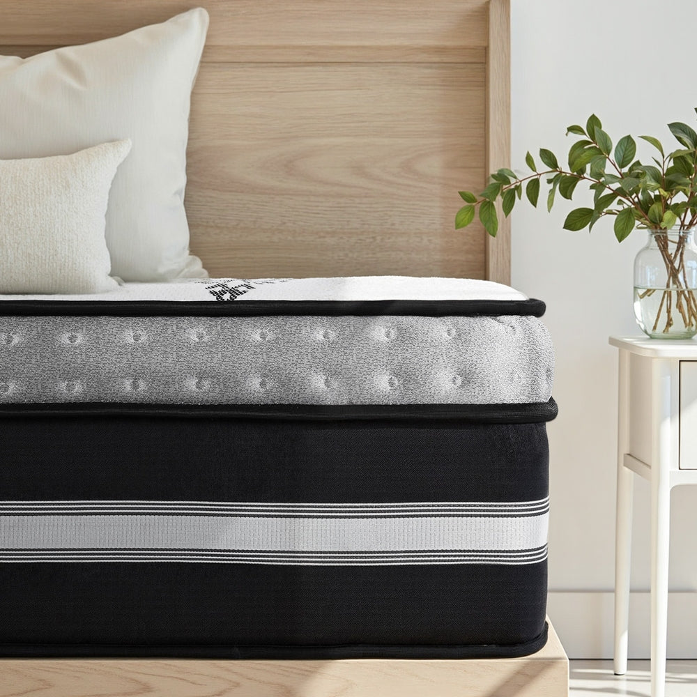 Medium Firm Gel Memory Foam Pocket Spring Mattress, 35cm Queen (image 9)