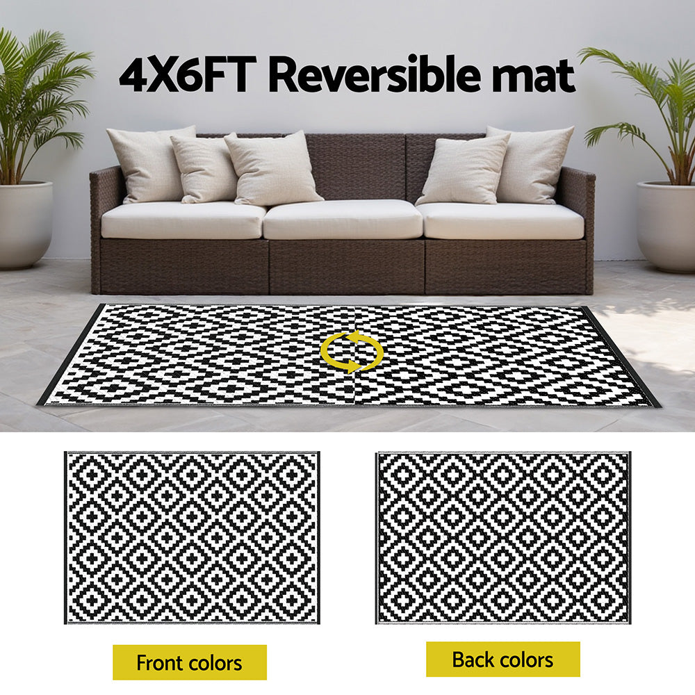 Geometric Reversible Outdoor Rug, Black 120x180cm