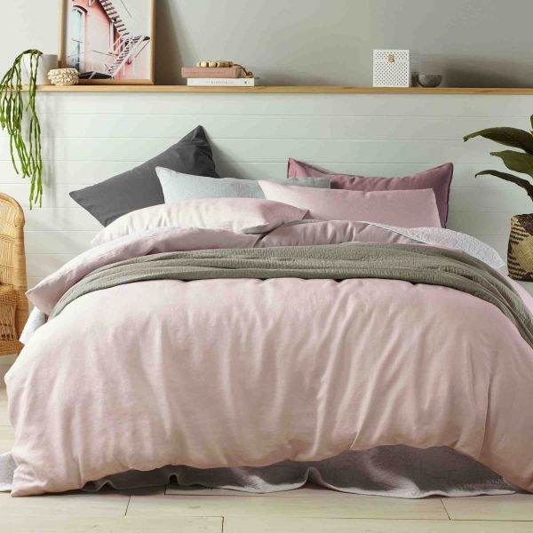 Luxurious Vintage Design Peach Linen Quilt Cover
