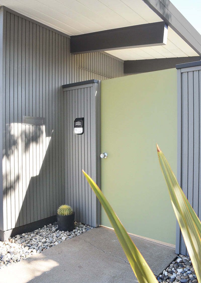 Cisternino Solar Motion Sensor Wall Light