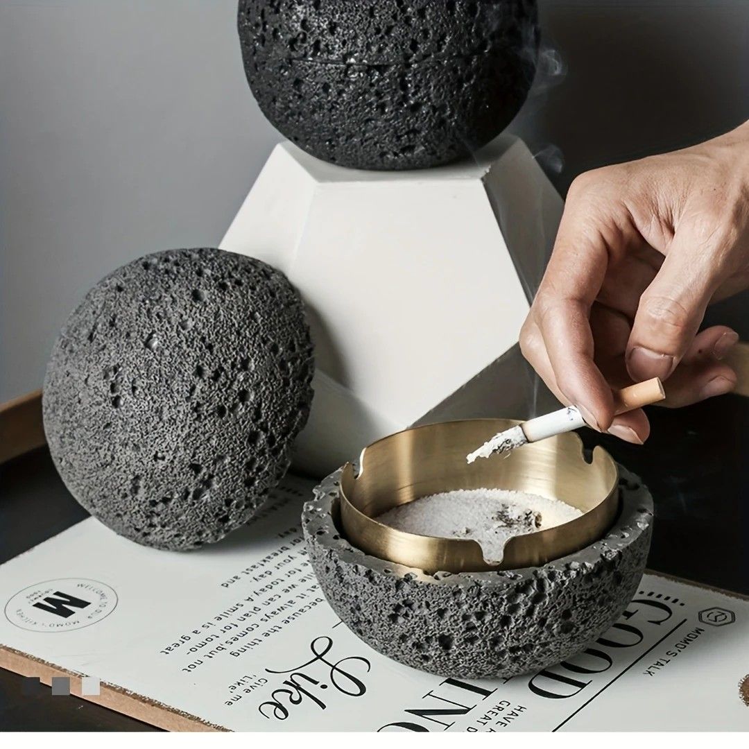 Orvieto Concrete Ashtray, Dark Grey