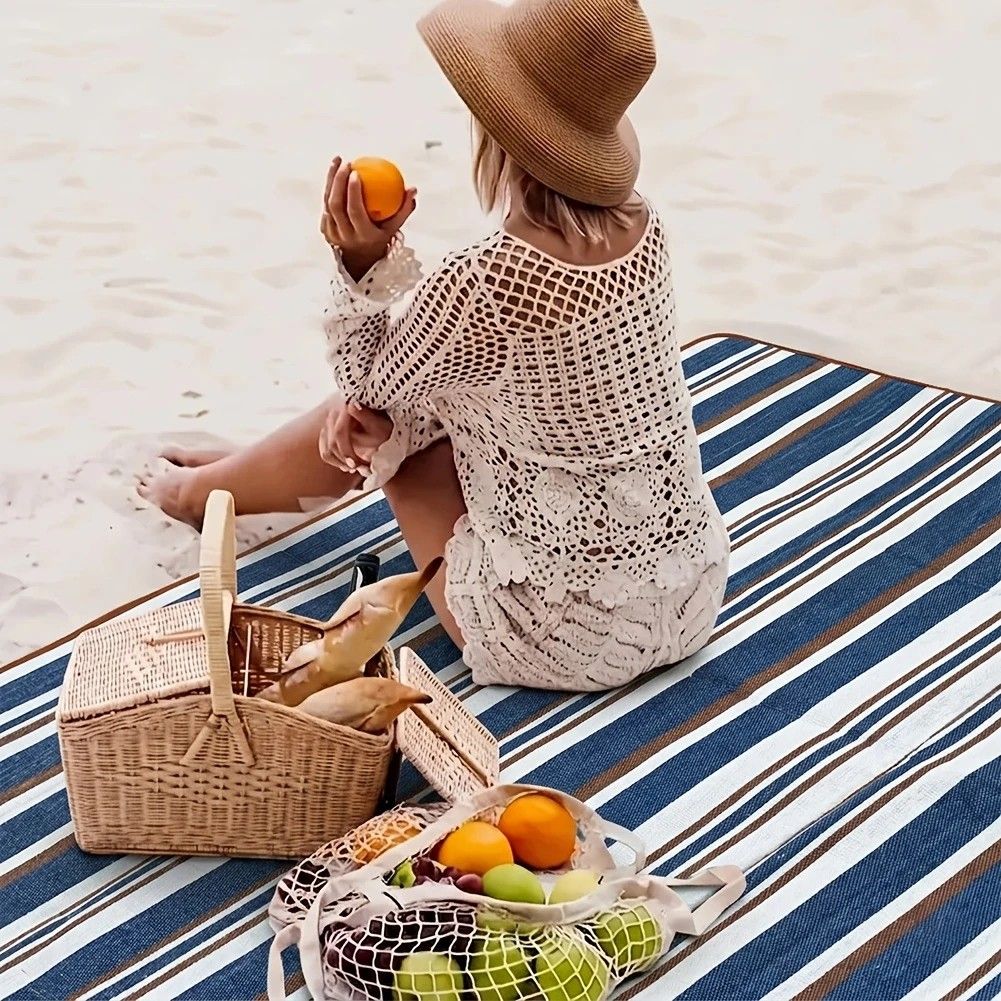 Keswick Waterproof Picnic Mat, Extra Large 200x200cm