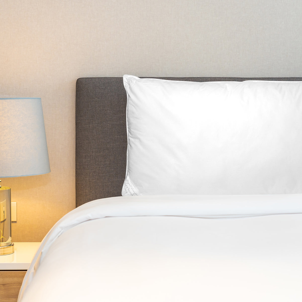 Buckland Bamboo Blend Quilt and Hotel Pillow Set, King, 250GSM