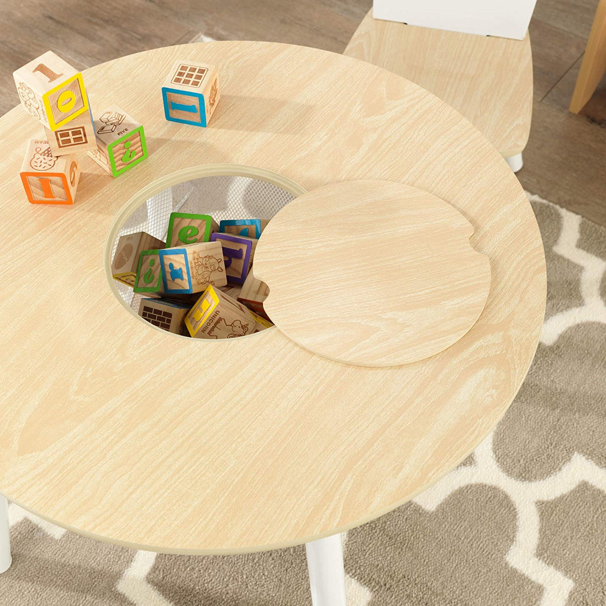 Kids Round Table And 2 Chair Set With Storage White Natural