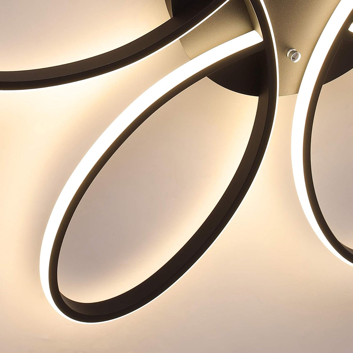 Modern LED Ceiling Light 90cm Dimmable with Remote