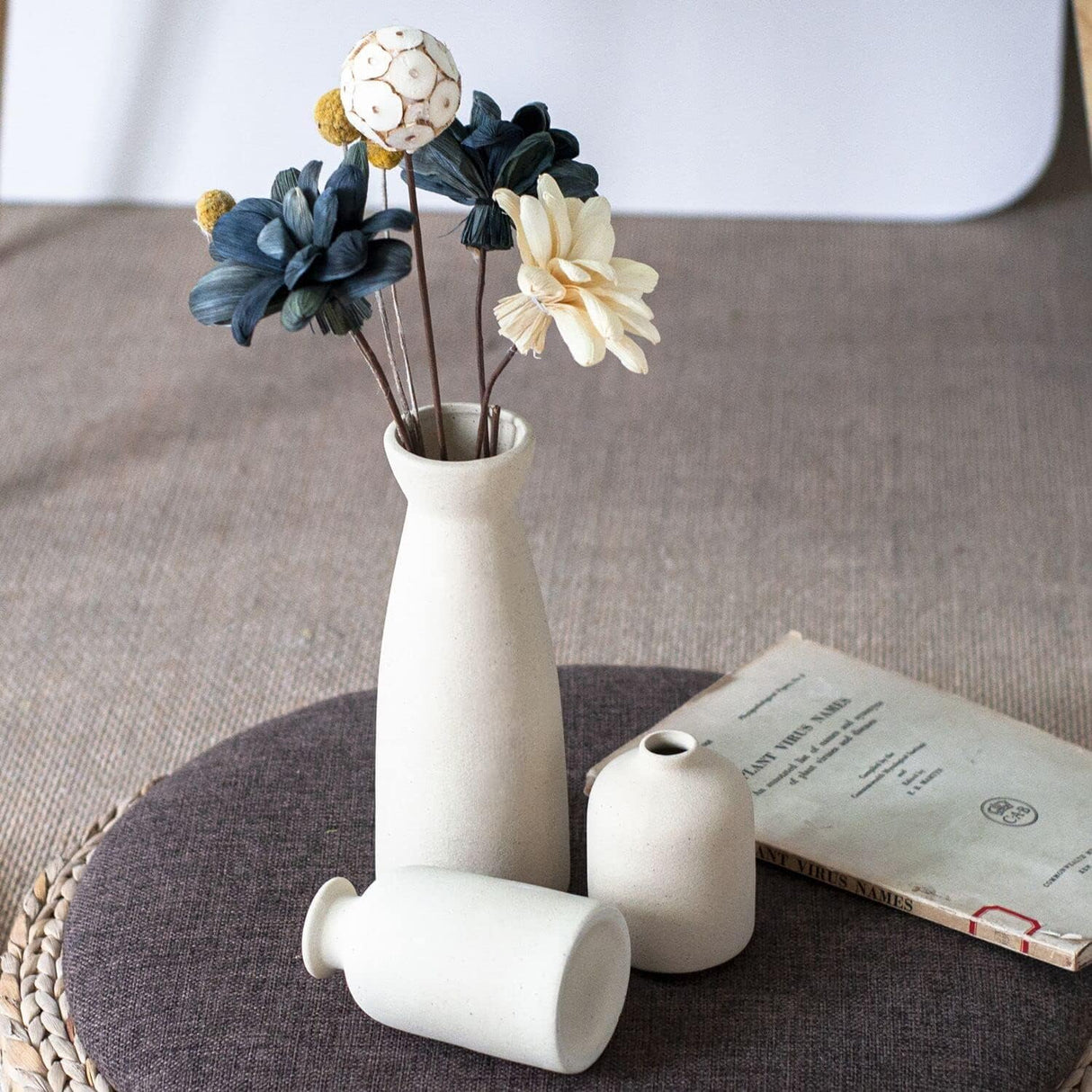 Modern white ceramic vase set of 3