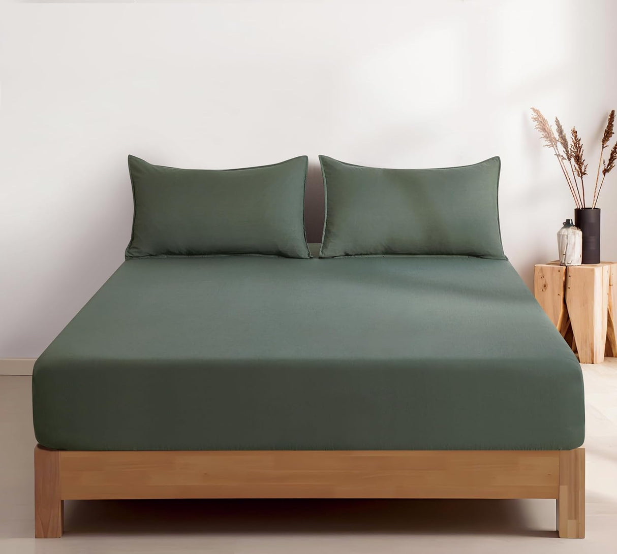100% Vintage Washed Microfibre Fitted Sheet Set – Ultra Soft & Lightweight All –Season