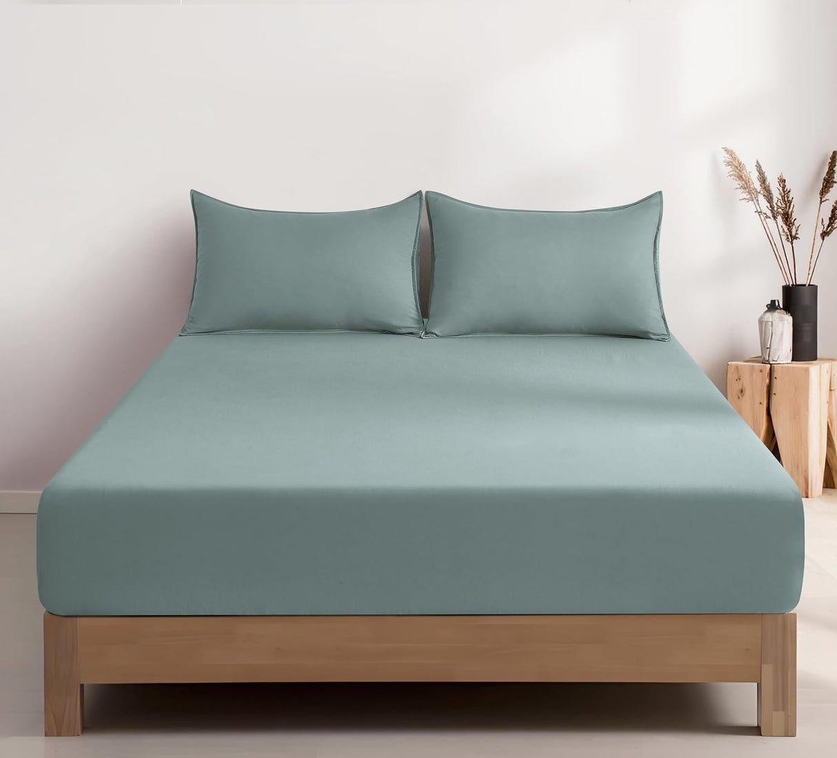 100% Vintage Washed Microfibre Fitted Sheet Set – Ultra Soft & Lightweight All-Season