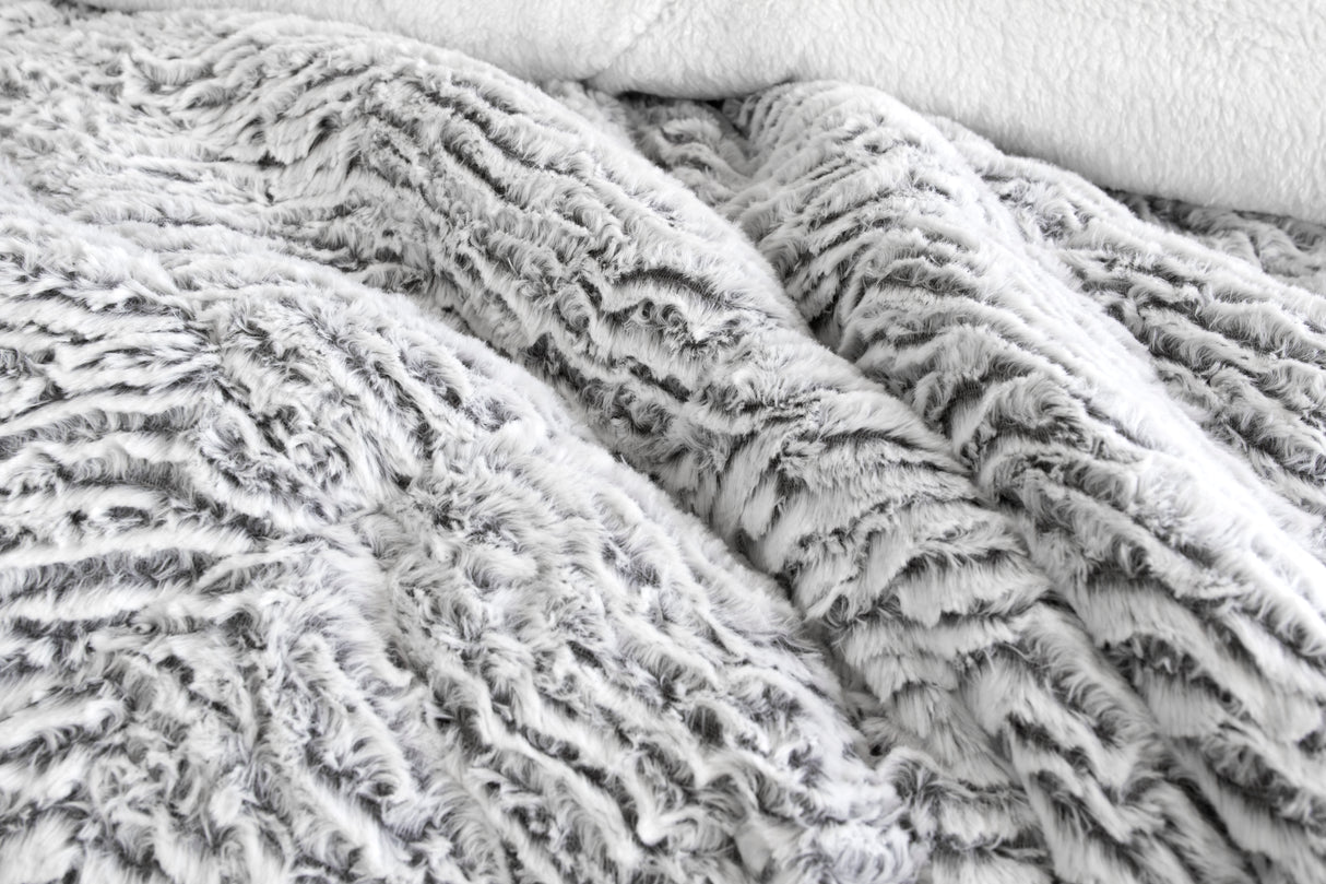 Kingswood Faux Fur Sherpa Comforter, Queen or King, 3pcs