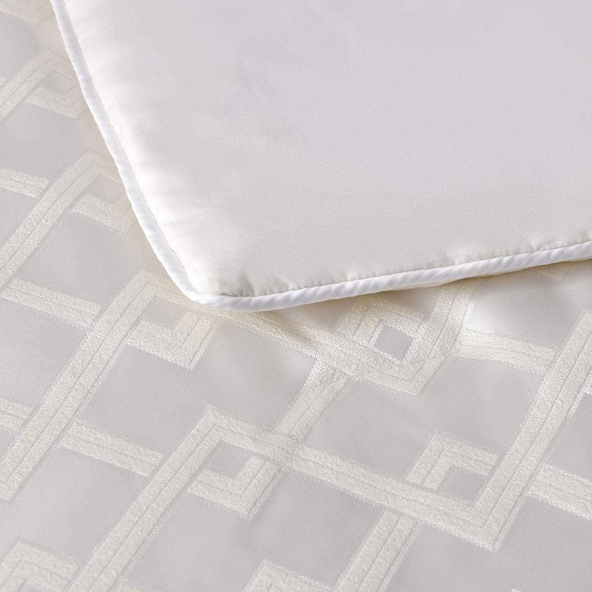 Broadway Geometric Jacquard Comforter 6pcs, Super King