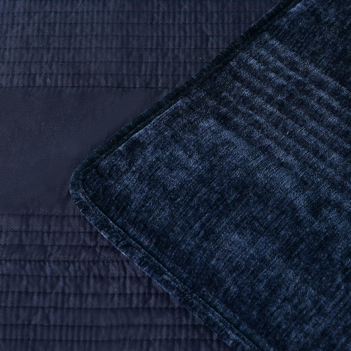 Coln Quilted Velvet Coverlet 3pcs, Super King