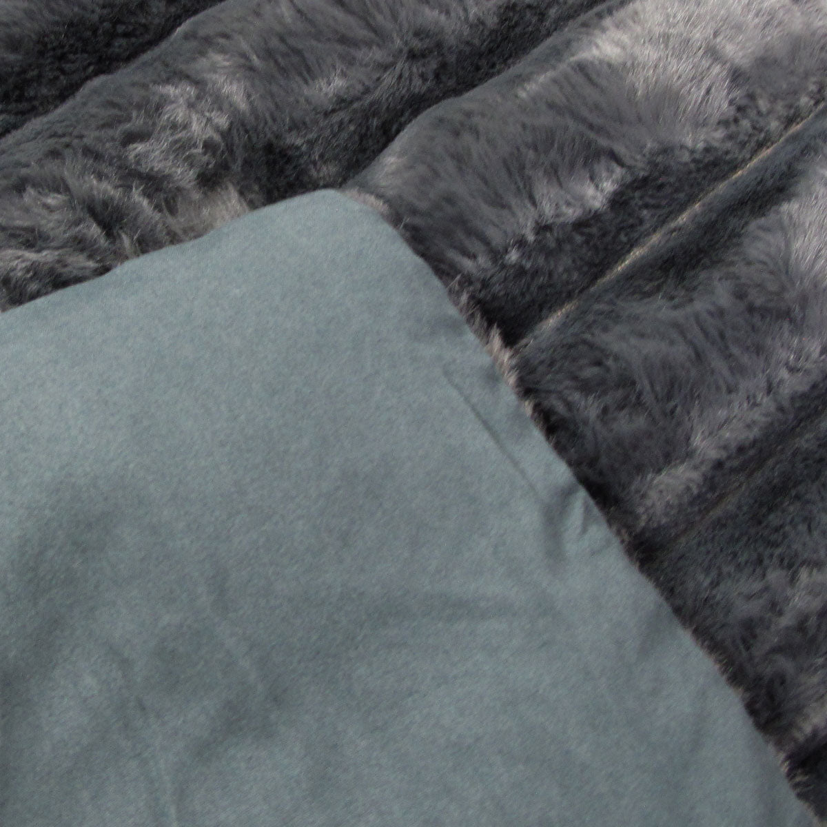 Kempley Arna Charcoal Faux Fur Comforter Set, Queen