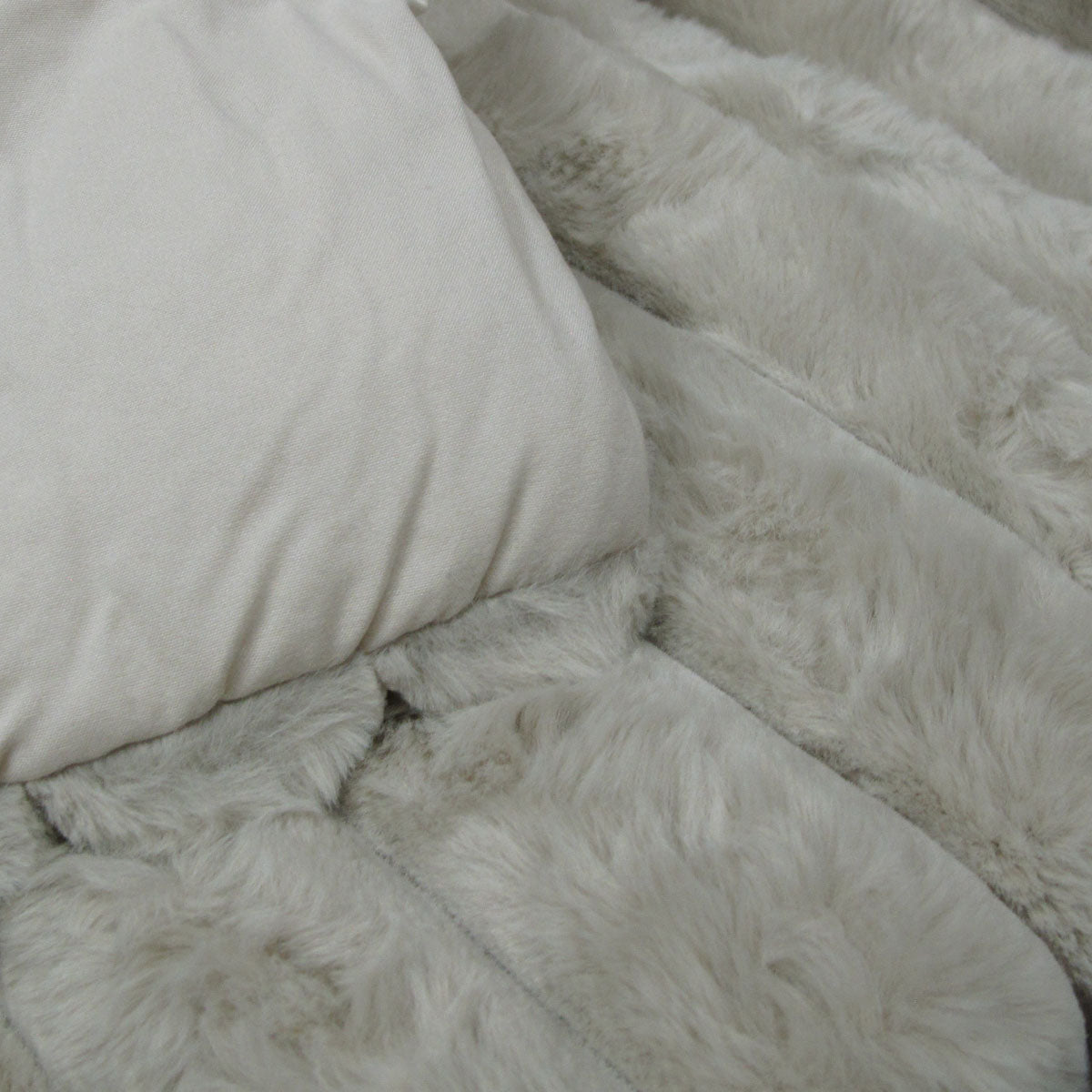 Longney Arna Natural Faux Fur Comforter Set, King