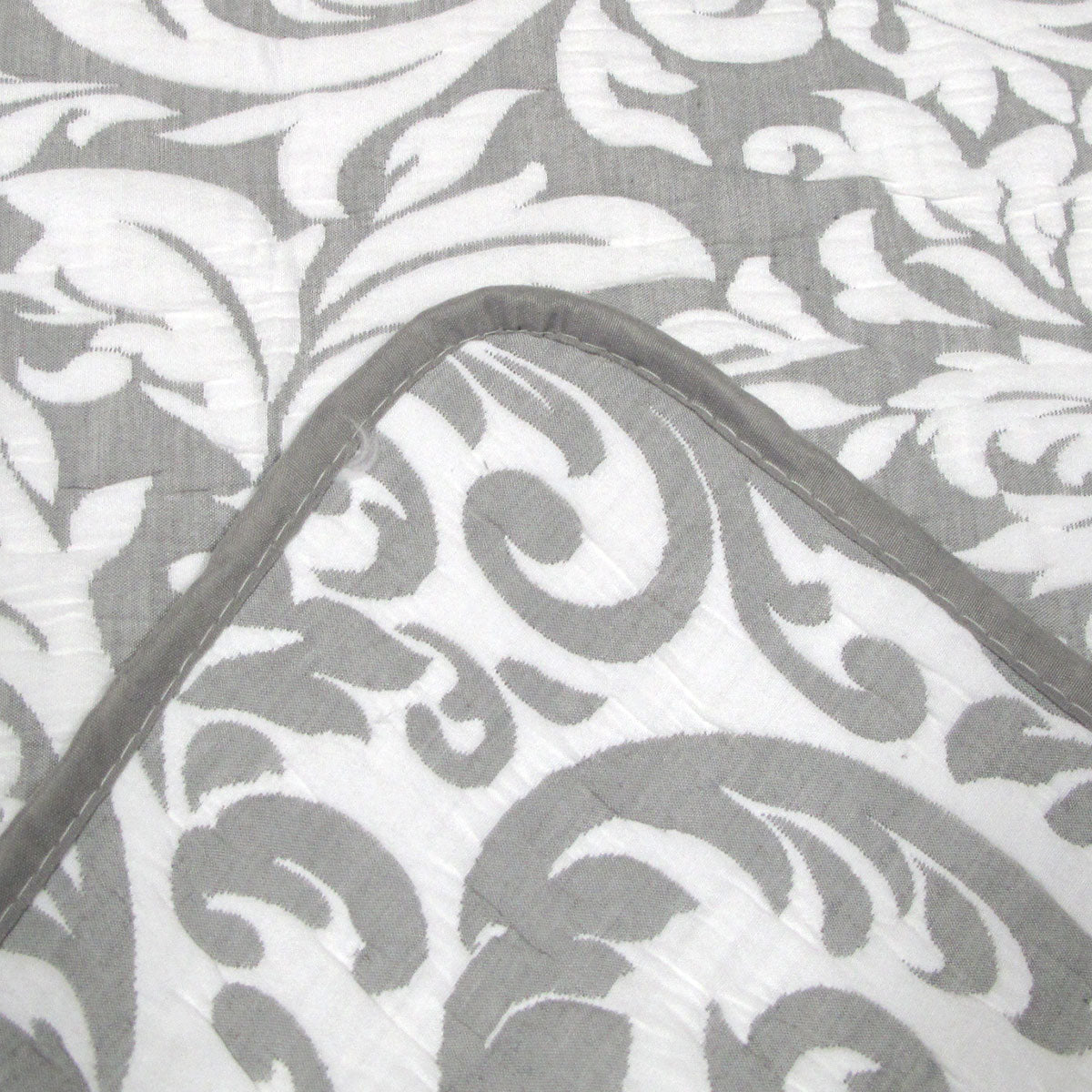 Slimbridge Jacquard Coverlet, Queen, Grey and White