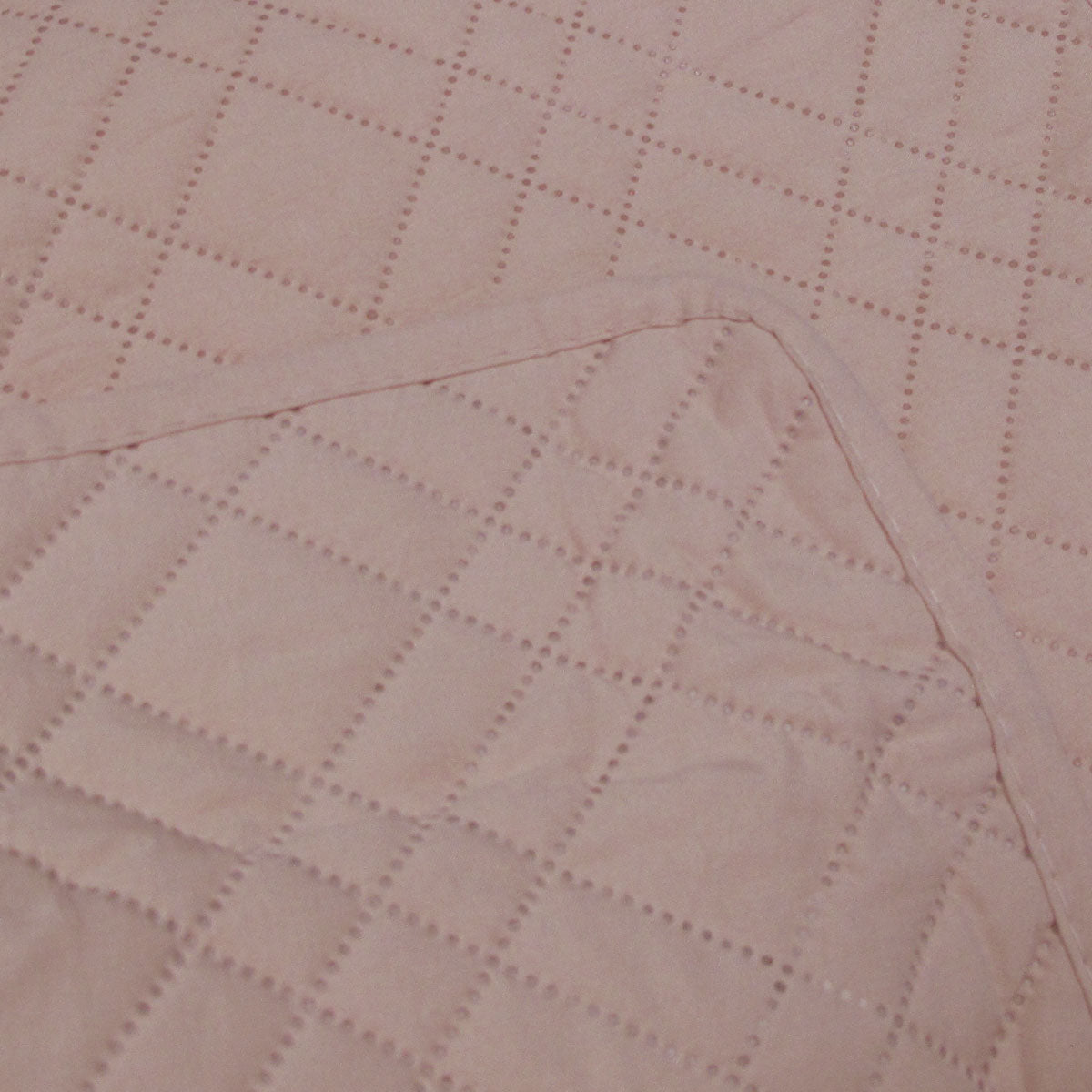 Frampton on Severn Coverlet, Queen, Blush