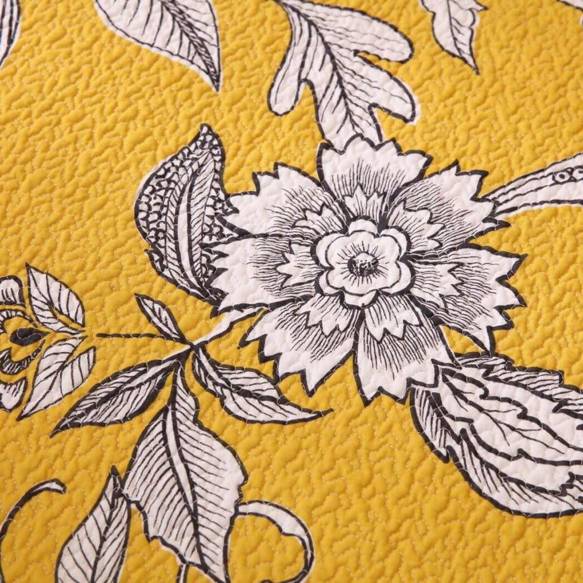 Woolstone Vibrante Cotton Coverlet Set, Yellow Queen
