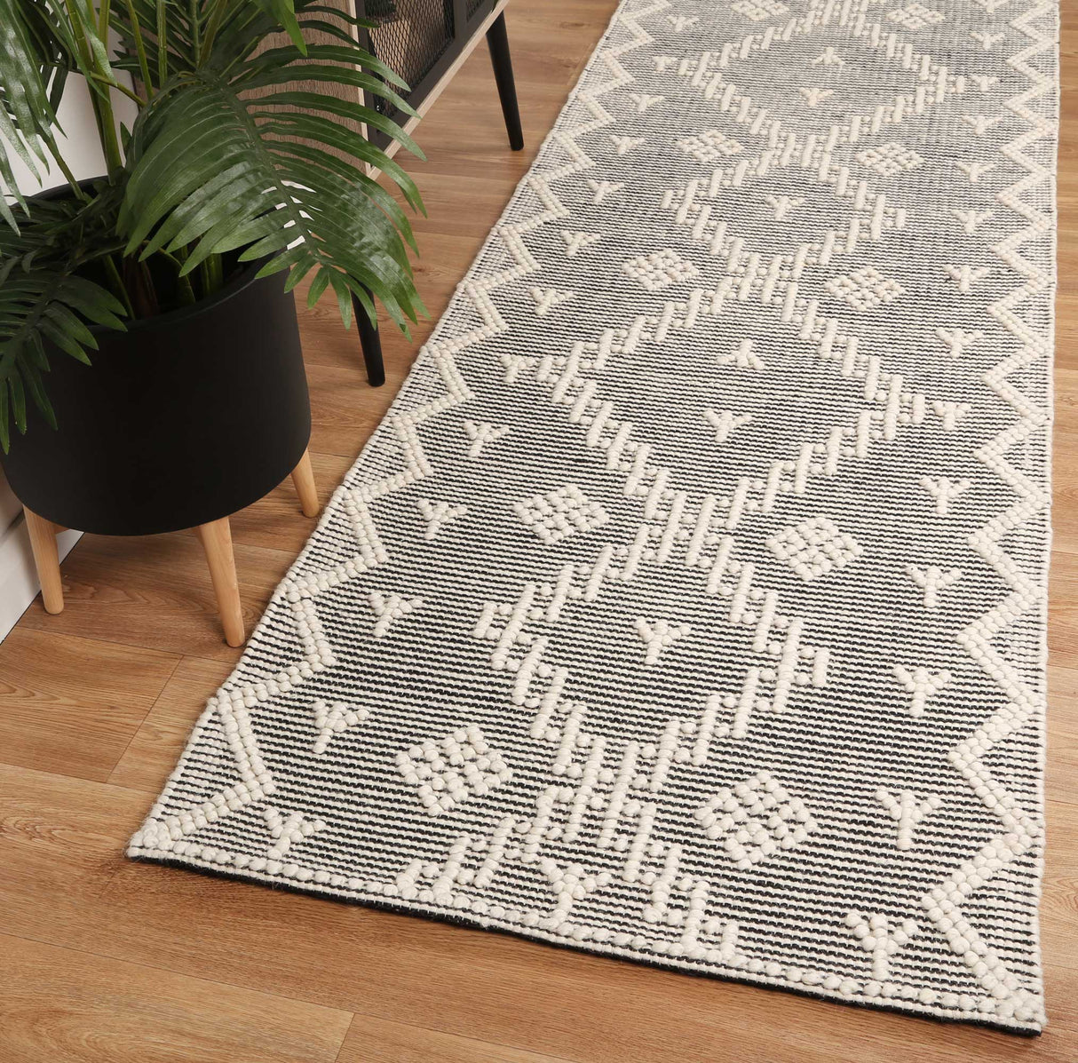 Hand Tufted Wool Blend Tribal Floor Rug, Cream 300x400cm