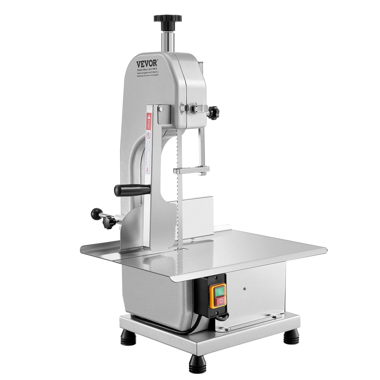 Even meat slices produced by the 650 W commercial bandsaw