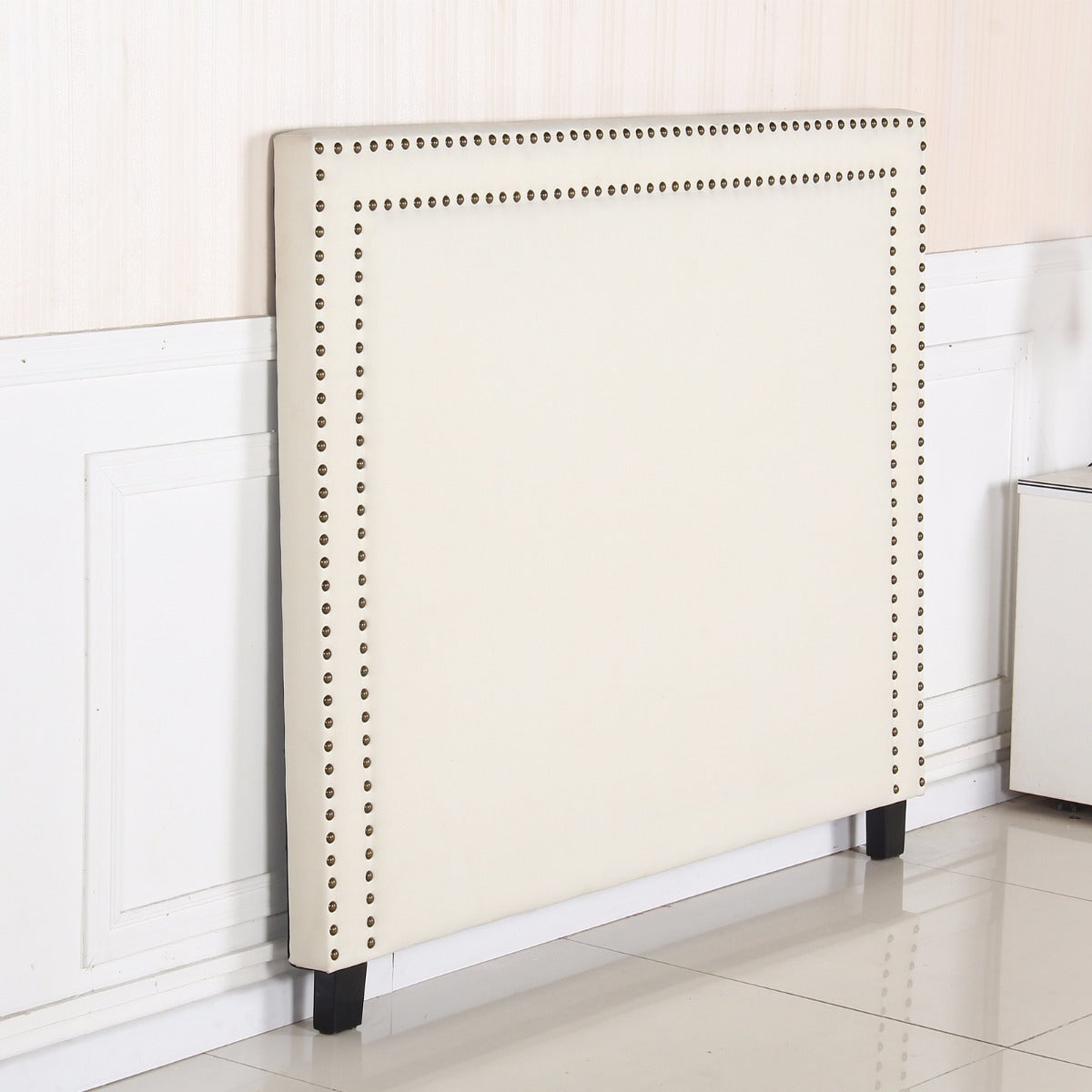 Batlow Square Bed Head, White Queen