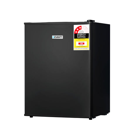 Dimension diagram of the 70 L black bar fridge