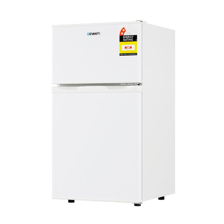 Dimension view of the 85 L white bar fridge, 85.5 cm high