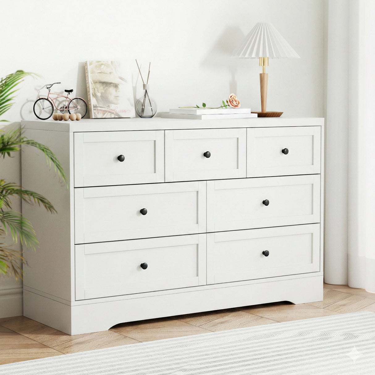 Renwick 7 Drawer Chest of Drawers, White