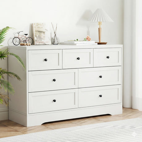 Renwick 7 Drawer Chest of Drawers, White
