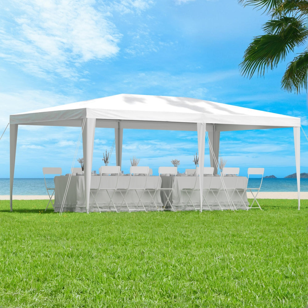 Carry bag, pegs and ropes supplied with the white 3 x 6 m wedding gazebo