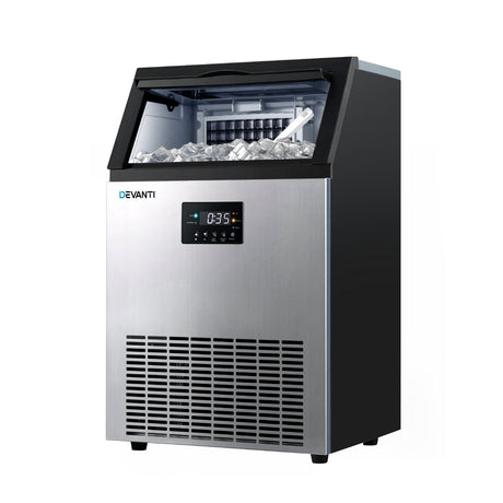 Ice scoop, inlet hose and drain hose supplied with the commercial ice maker