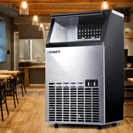 Commercial ice maker in stainless steel making up to 60 kg of ice per day