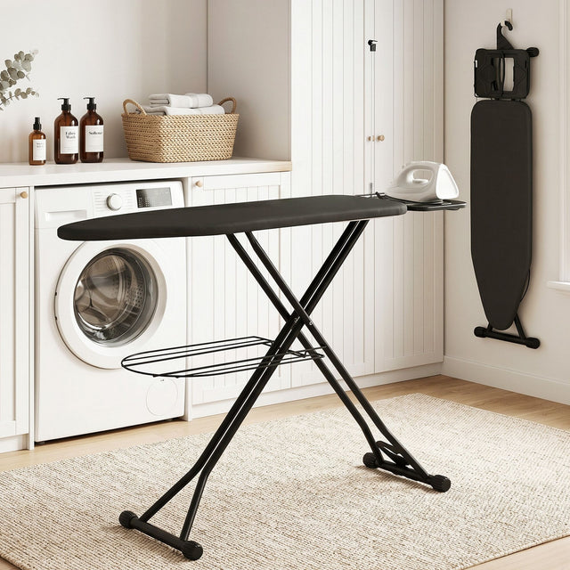 Vejer foldable ironing board with an iron rest