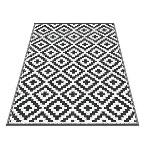 Geometric Reversible Outdoor Rug, Black 120x180cm