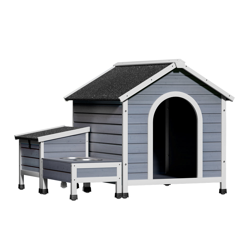Capel wooden dog kennel in natural fir wood with a UV resistant asphalt roof in a backyard