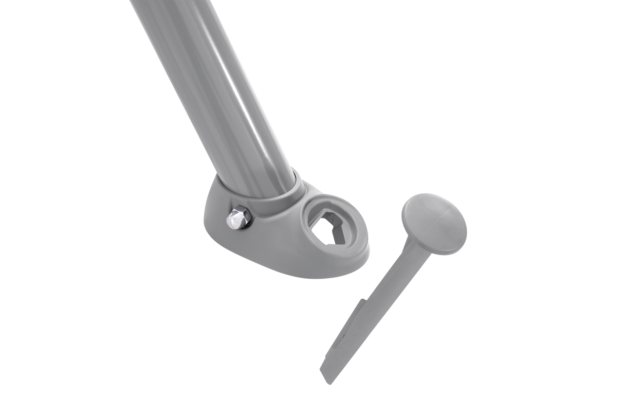 Swing chain and grip detail