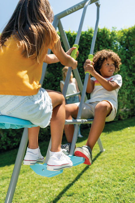Adjustable swing seat detail