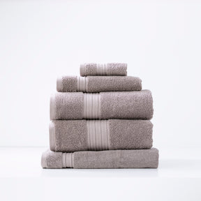 Faro 650 GSM low twist cotton 5 piece bath sheet towel set in a bathroom