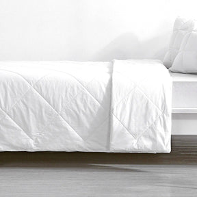 Enstone white all cotton quilt King