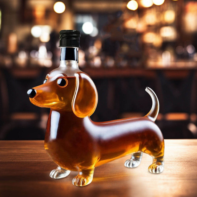 Brown 3D wolf head whisky decanter in glass - view 1