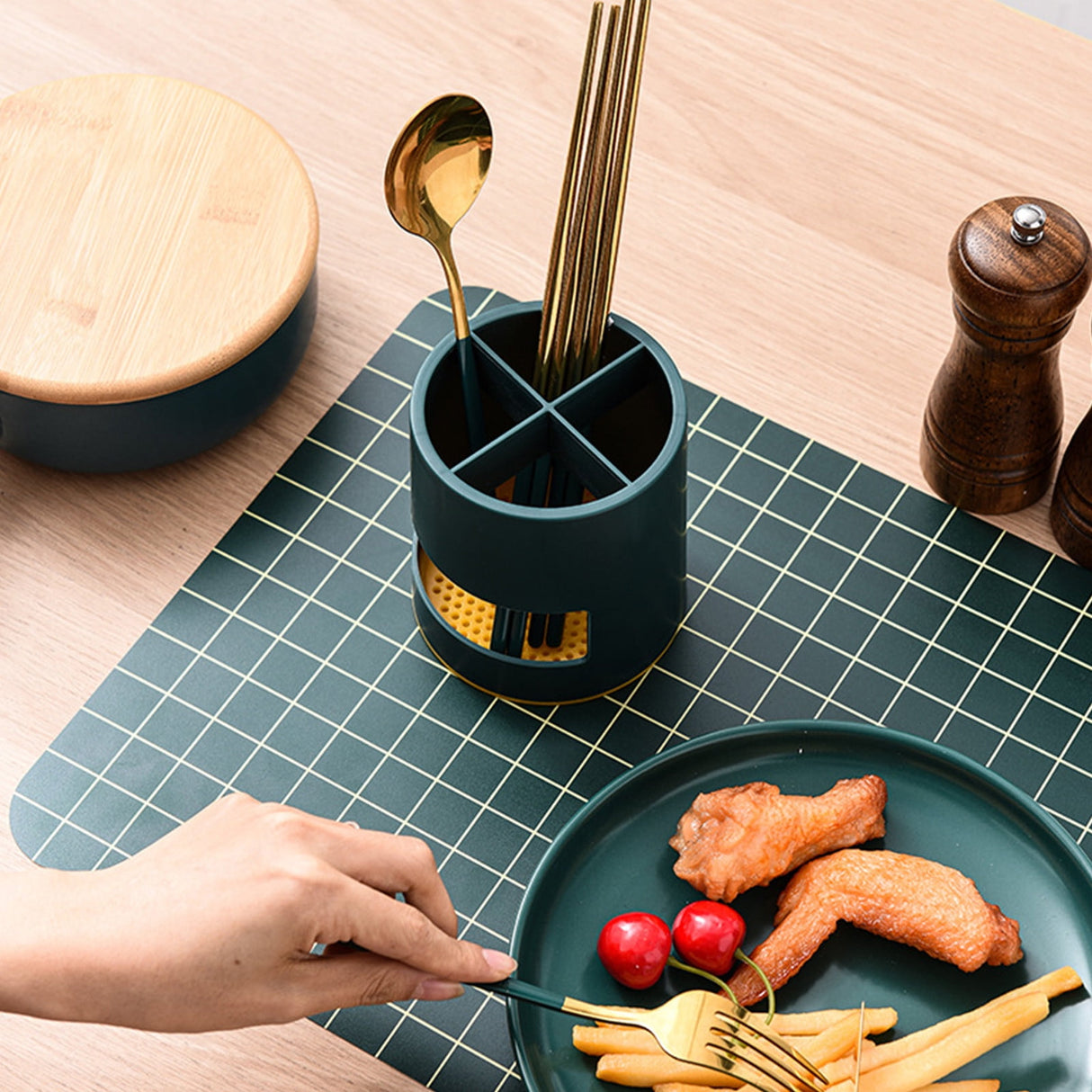 Green toothbrush holder shown with dimensions 11cm by 10cm by 10cm