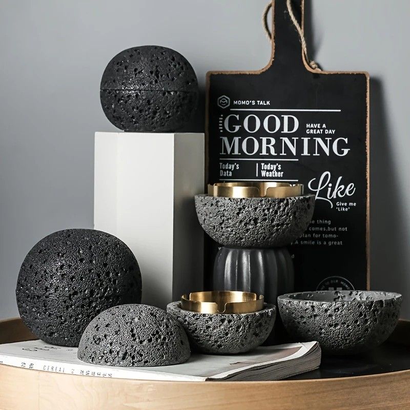 Orvieto Concrete Ashtray, Rock White