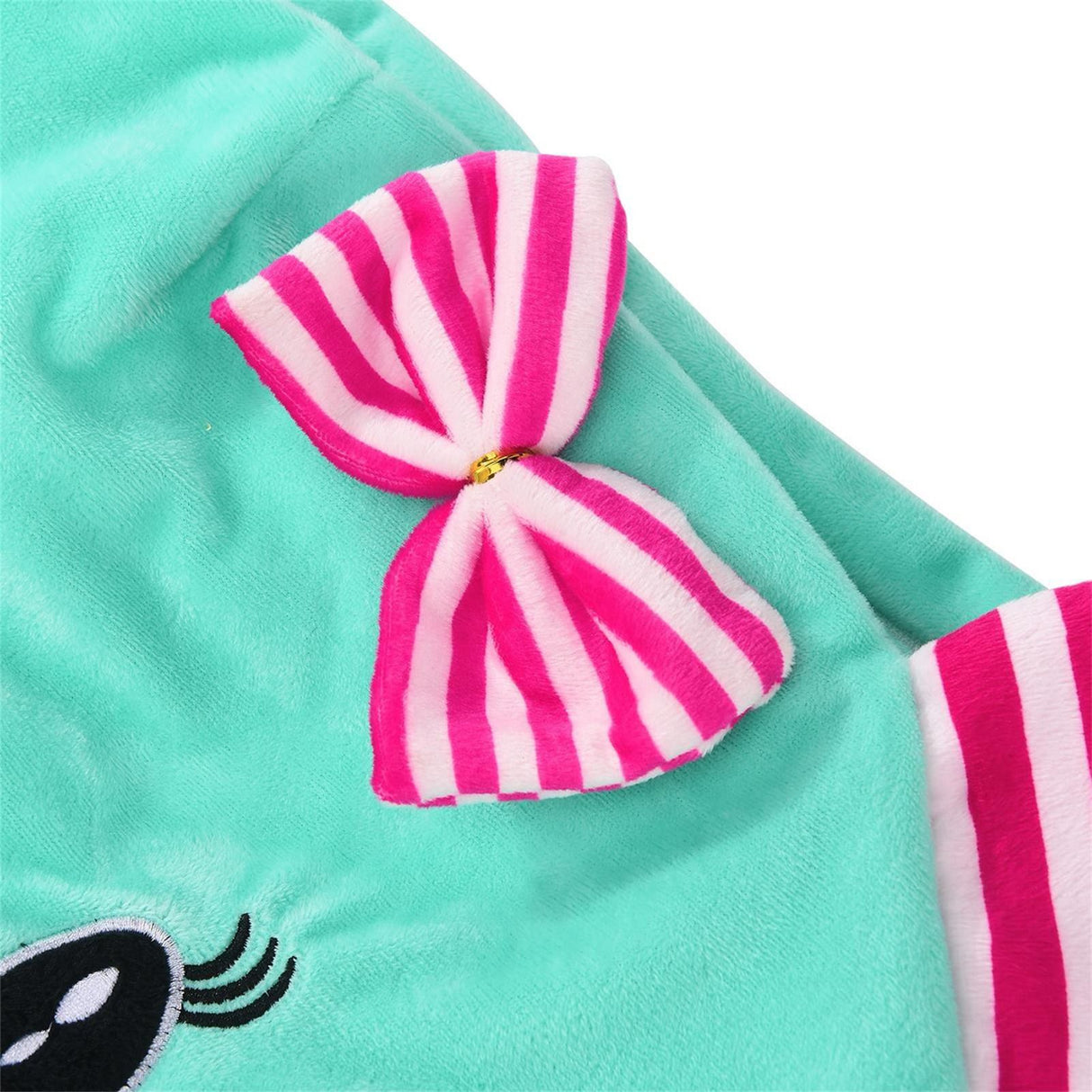 Cartoon shaped kids sofa with wide armrests