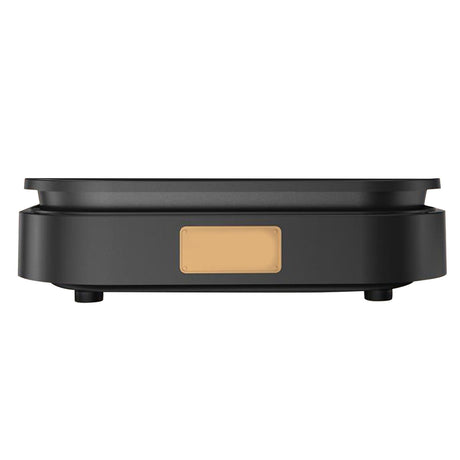 Non stick coated cooking surface of the six hole breakfast pan