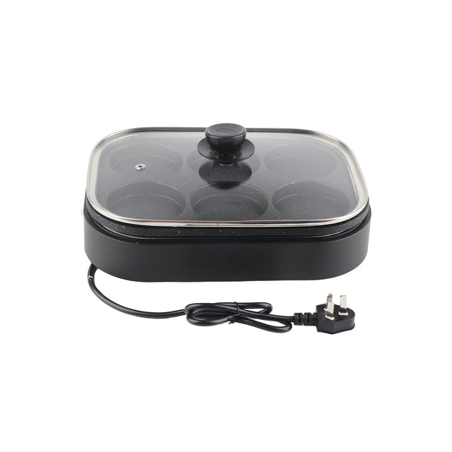 Black six hole non stick egg frying pan with lid