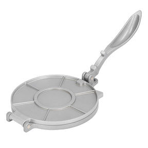 Silver aluminium tortilla press with 19.5 cm plate, closed