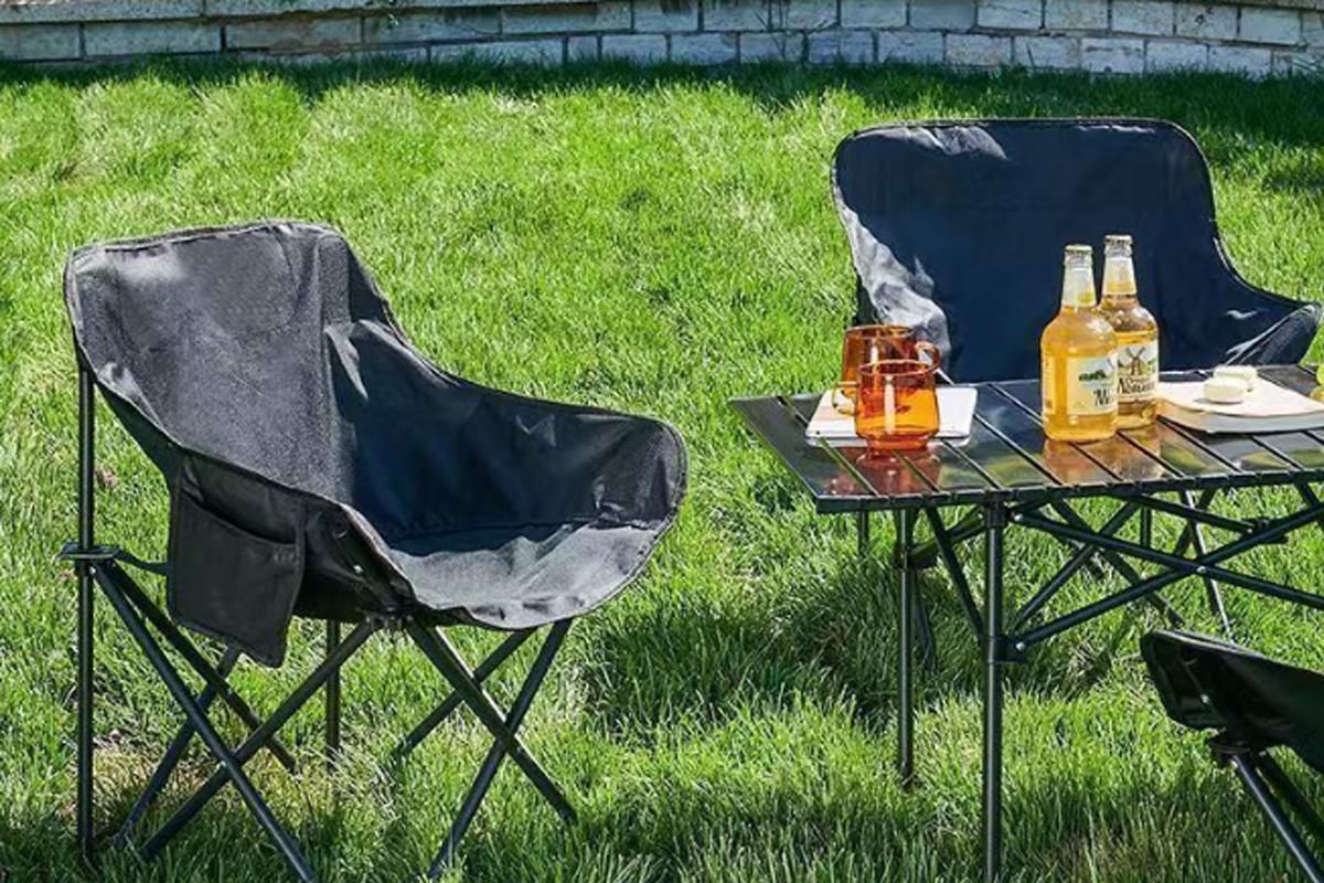 Simpsons Compact Folding Camp Chair, Black